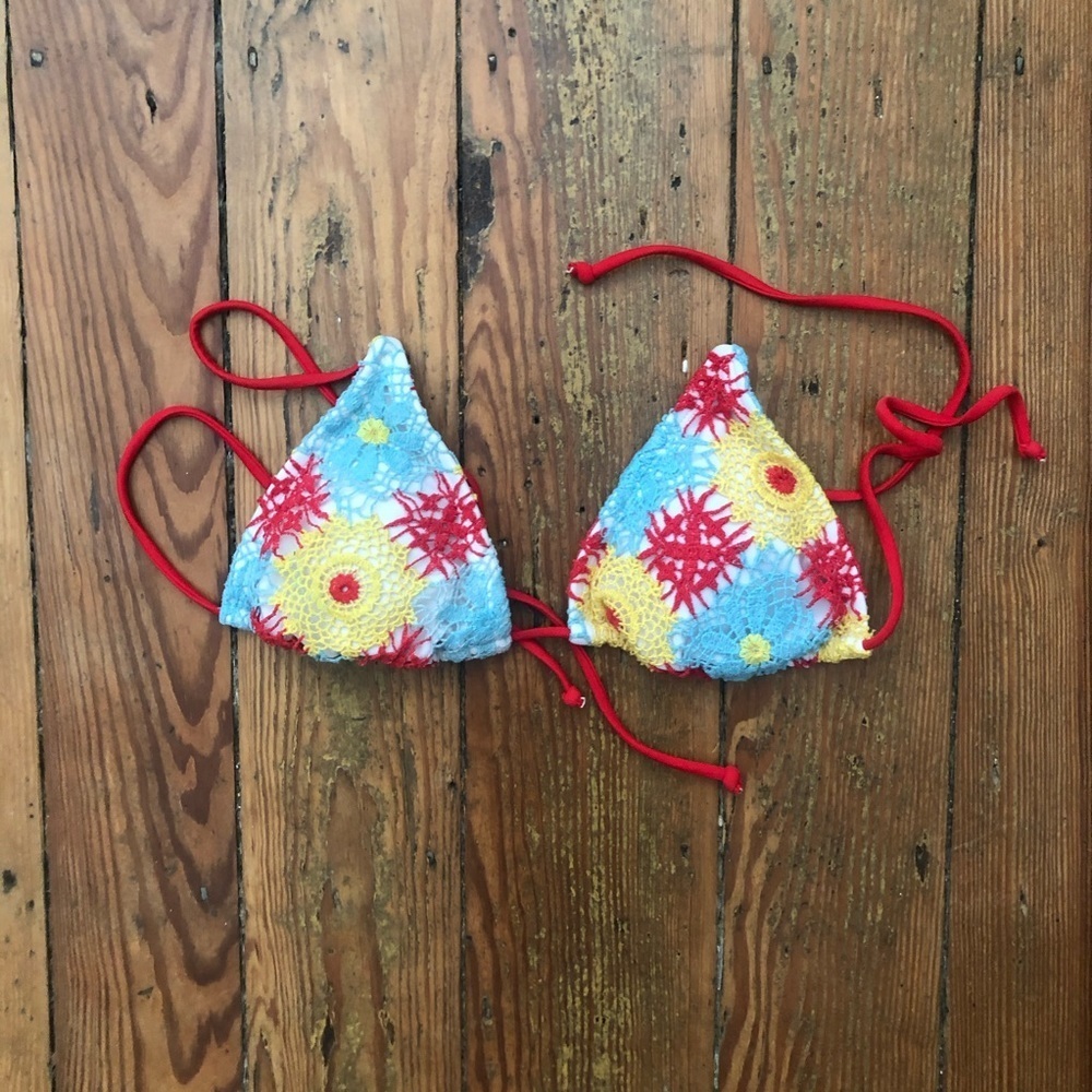 Xhilaration Floral Crochet Triangle Bikini Top Red Blue Yellow Boho Swim Small - Picture 4 of 6